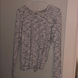 LULULEMON LONGSLEVE SHIRT